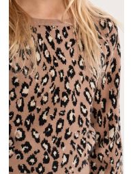 Knitted sweater, leopard print