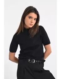 Pull col roulé à manches courtes