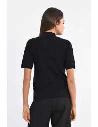 Pull col roulé à manches courtes