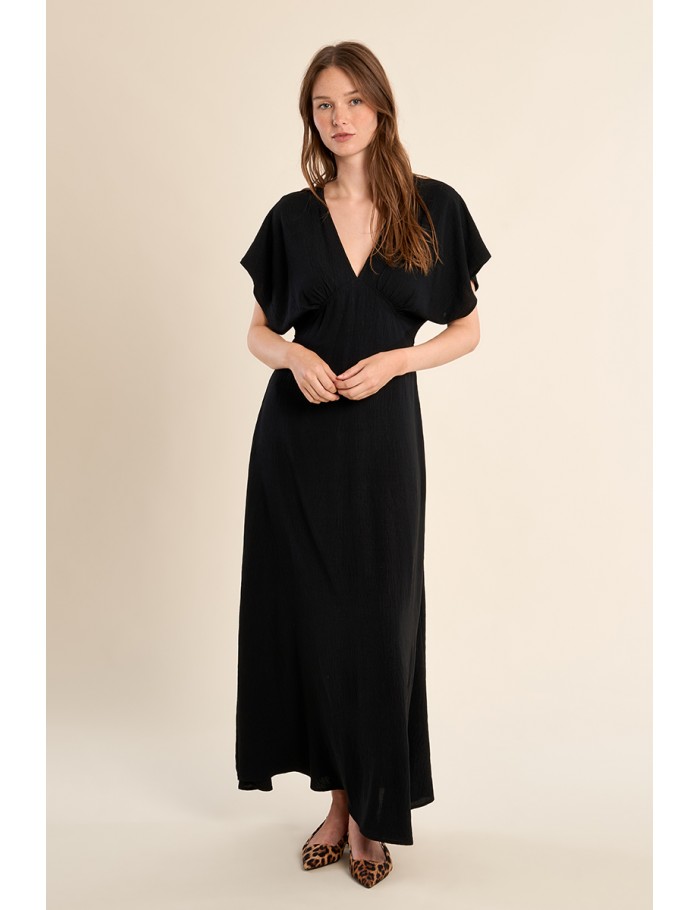 Robe longue, col V