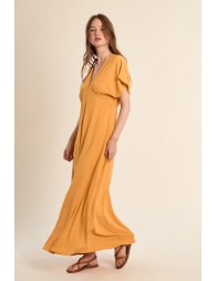 Long dress, V-neck