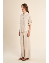 Camisa de mujer de manga corta, motivo rayas.