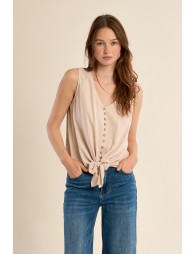 Fluid, knotted tank top