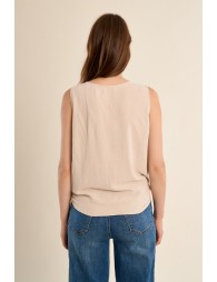 Fluid, knotted tank top