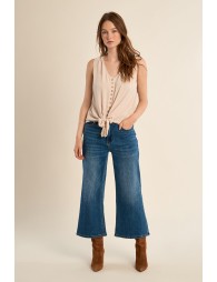 Fluid, knotted tank top