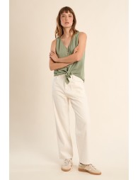 Fluid, knotted tank top