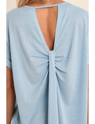 T-shirt casual, ouverture dans le dos