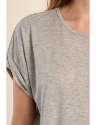 T-shirt casual, ouverture dans le dos