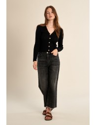 Cárdigan de mujer de manga larga, en punto calado.