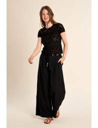 Short-sleeved crochet knit