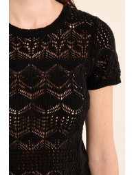 Jersey de mujer de manga corta, en punto bordado.