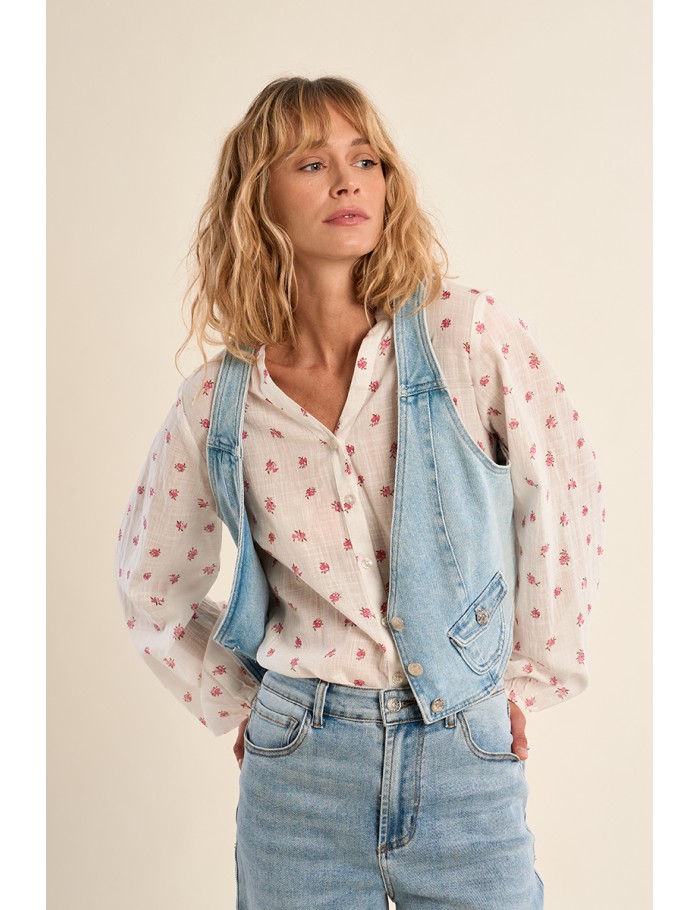 Denim jacket, V-neck