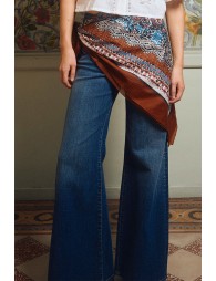 Flared jeans