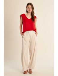 Straight, flowing top