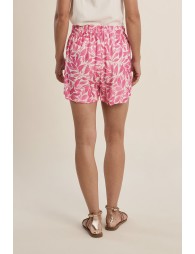 Flowy, high-waisted shorts with floral print