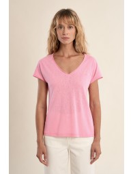 V-neck T-shirt
