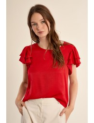 Camiseta de manga corta, con volantes.