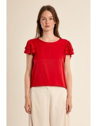 Camiseta de manga corta, con volantes.