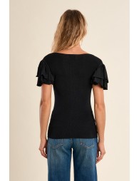 T-shirt with semi-transparent collar