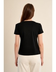 Basic T-shirt, studded with rhinestones