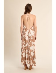 Vestido largo, halter, con estampado.