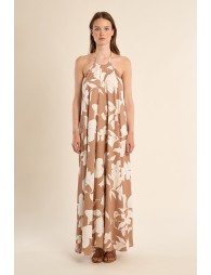 Vestido largo, halter, con estampado.