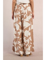 Pantalón de mujer largo, con estampado floral.