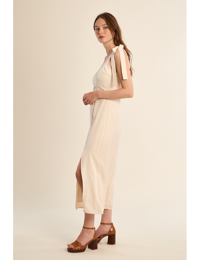 Robe longue à nouer, effet satiné