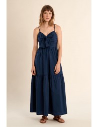 Vestido largo, de tirantes y lazada.