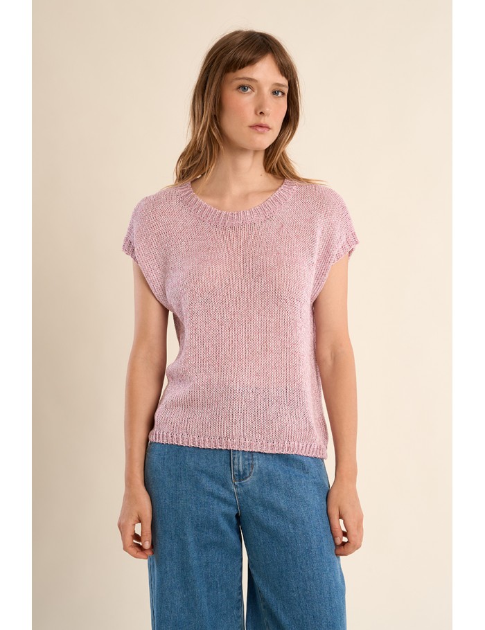 Sleeveless knitted sweater, round neck