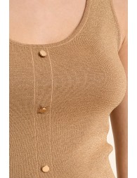 Knitted tank top, fancy buttons