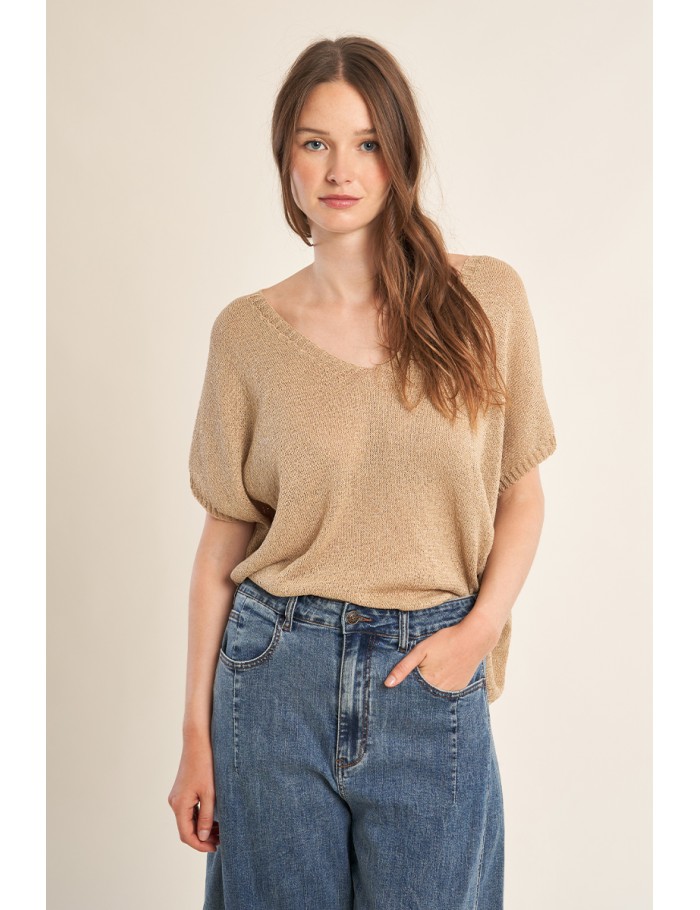 Iridescent knit sleeveless sweater