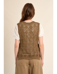 Sleeveless knit, openwork and knotted on the sides