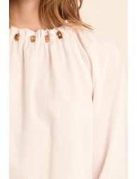 Blusa de mujer de manga larga, detalle abalorios.