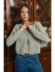 Knitted cardigan, buttoned