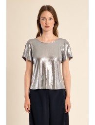 Camiseta de mujer de manga corta, en tejido brillante.