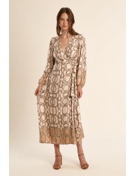 Vestido largo, satindado, con estampado y lazada.