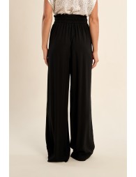 Wide-leg pants, high waist