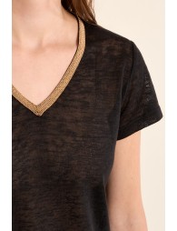V-neck T-shirt, gold