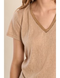V-neck T-shirt, gold