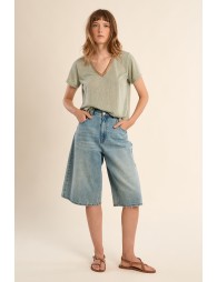 V-neck T-shirt, gold