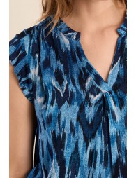 Top de mujer de manga corta y estampado.