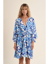 Robe courte, manches évasées