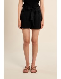 Short taille haute, ceinturé