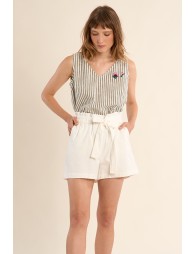 High-waisted, belted shorts