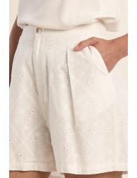 Cotton shorts, broderie anglaise