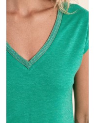 V-neck T-shirt, embellished with rhinestones