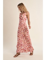 Vestido largo, de tirantes, con estampado y volantes.