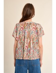 Top de mujer de manga corta, con estampado.