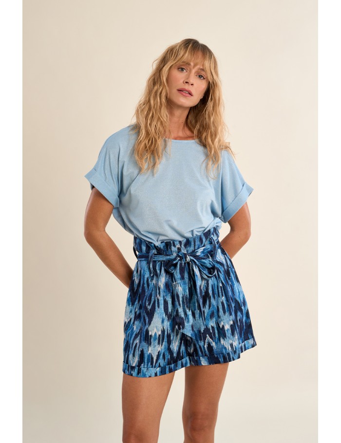 Short de mujer corto, con estampado.